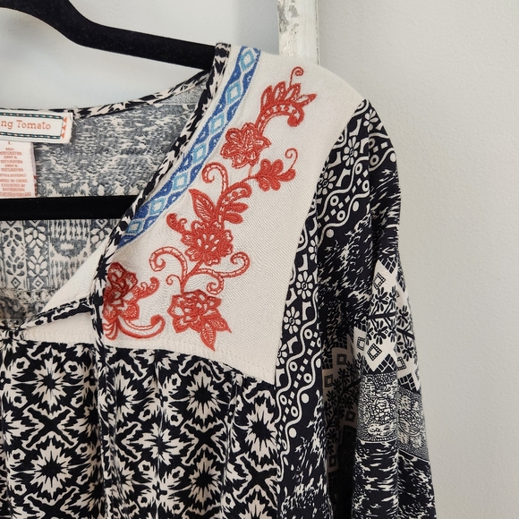 Flying Tomato Large floral embroidered boho tassle dolman sleeve top - Picture 2 of 5